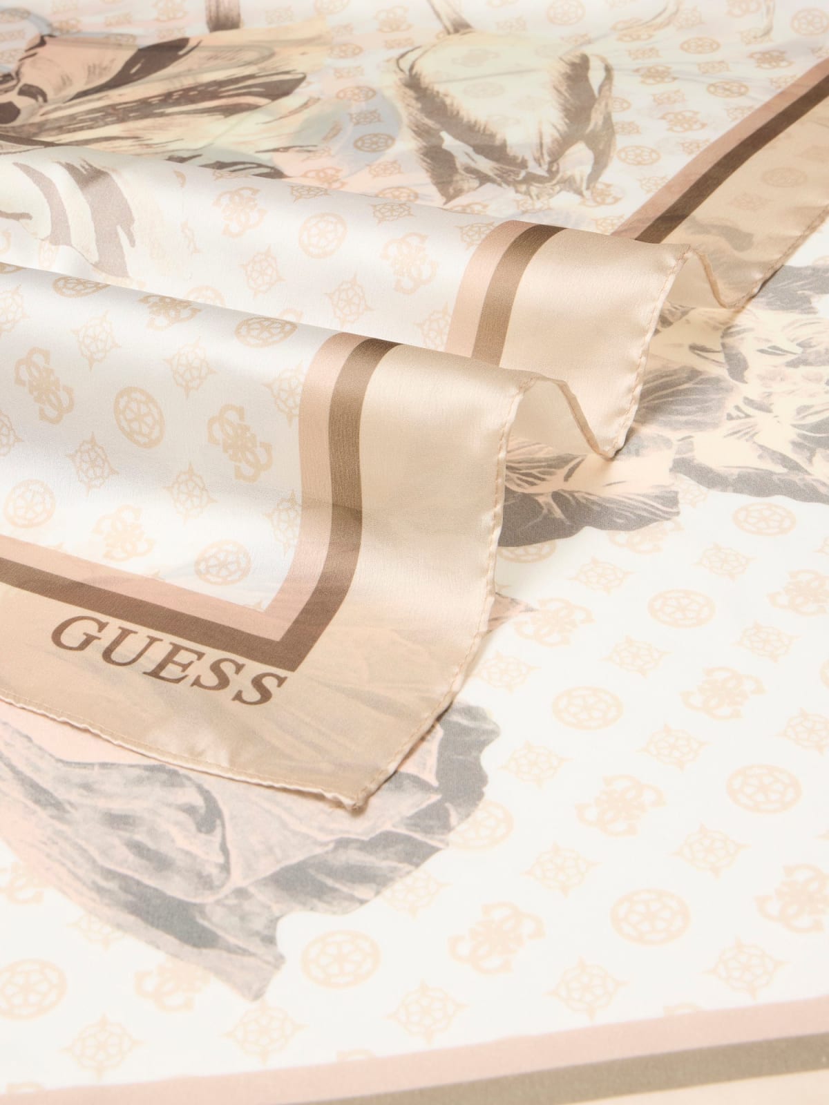 GUESS Foulard Jaquard AW5491POL03 Donna