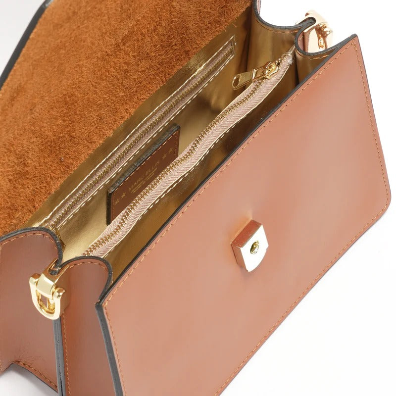 MARC ELLIS BORSA Kourtney M Diamond RU